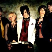 Dot Dot Dot - List pictures