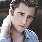 Luke Benward - List pictures