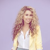 Haley Reinhart - List pictures