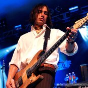 Nuno Bettencourt - List pictures