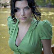 Damhnait Doyle - List pictures