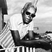 Cartola - List pictures