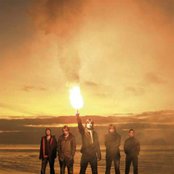 Embrace - List pictures