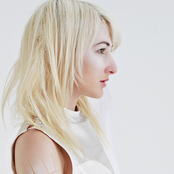 Zola Jesus - List pictures