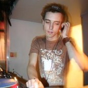 John Wright - List pictures