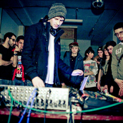 Addison Groove - List pictures