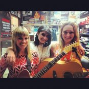 Little May - List pictures