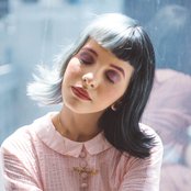 Melanie Martinez - List pictures