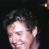 Michael Crawford - List pictures