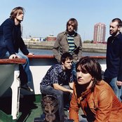 Embrace - List pictures