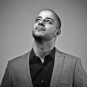 Maher Zain - List pictures