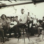 Tony Toni Tone - List pictures