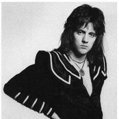 Roger Taylor - List pictures