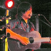 Gus Black - List pictures