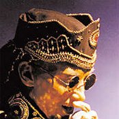 Dr. Bombay - List pictures