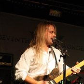 Seventh Wonder - List pictures