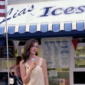Lia Ices - List pictures
