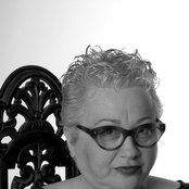 Gill Manly - List pictures