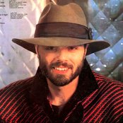 Peter Brown - List pictures