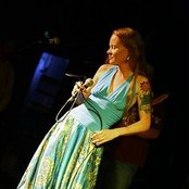 Layla Zoe - List pictures