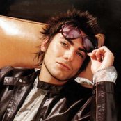 Beto Cuevas - List pictures