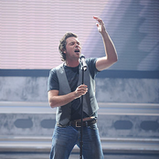 Michael Johns - List pictures