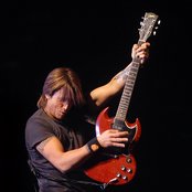 Keith Urban - List pictures