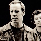 Stand - List pictures