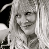 Anna Puu - List pictures