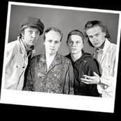 Neljä Ruusua - List pictures