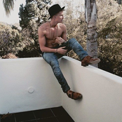 Cody Simpson - List pictures