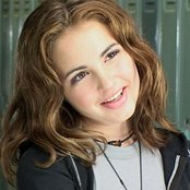 Aselin Debison - List pictures