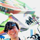 Devon Williams - List pictures