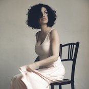 Elena Gadel - List pictures