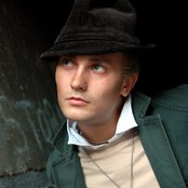 Erick Macek - List pictures