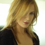 Anouk - List pictures