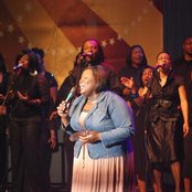 Tasha Cobbs - List pictures
