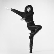 Kate Bush - List pictures