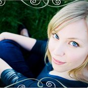 Stephanie Smith - List pictures
