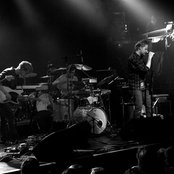 Aero Flynn - List pictures