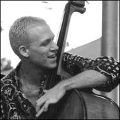 Avishai Cohen - List pictures