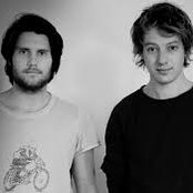 Weval - List pictures