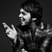 Gaz Coombes - List pictures