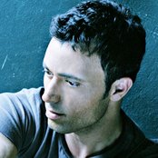 Mustafa Sandal - List pictures