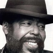 Barry White - List pictures