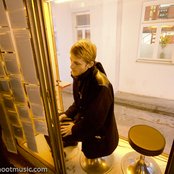 When Saints Go Machine - List pictures