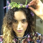 Empress Of - List pictures