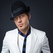 Toby Mac - List pictures