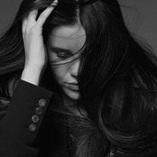 Marina Kaye - List pictures