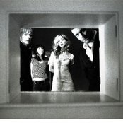 Queen Adreena - List pictures